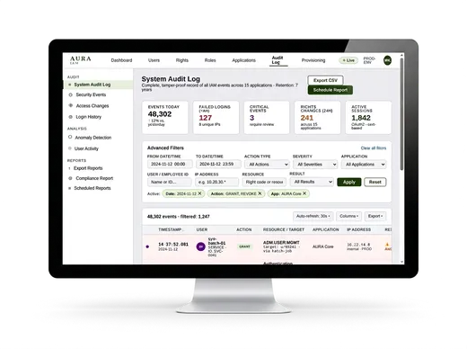 Screenshot des AURA-System-Audit-Logs auf einem Desktop-Monitor mit gefiltertem Ereignisprotokoll, Zeitstempeln, Aktionstypen, IP-Adressen und Schweregradanzeigen.