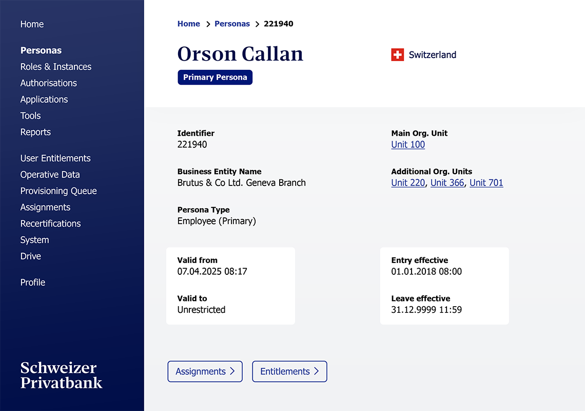 Ein Screenshot der Identity und Access Management Webapp der Schweizer Privatbank, die Details über eine Person bzw. Identität anzeigt.